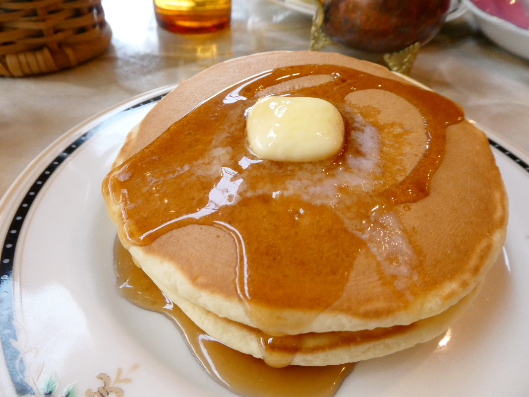 Cafe Agir アジール 熱海駅からすぐ カフェ アジールでホットケーキを食す 熱海観光 すきなものたち